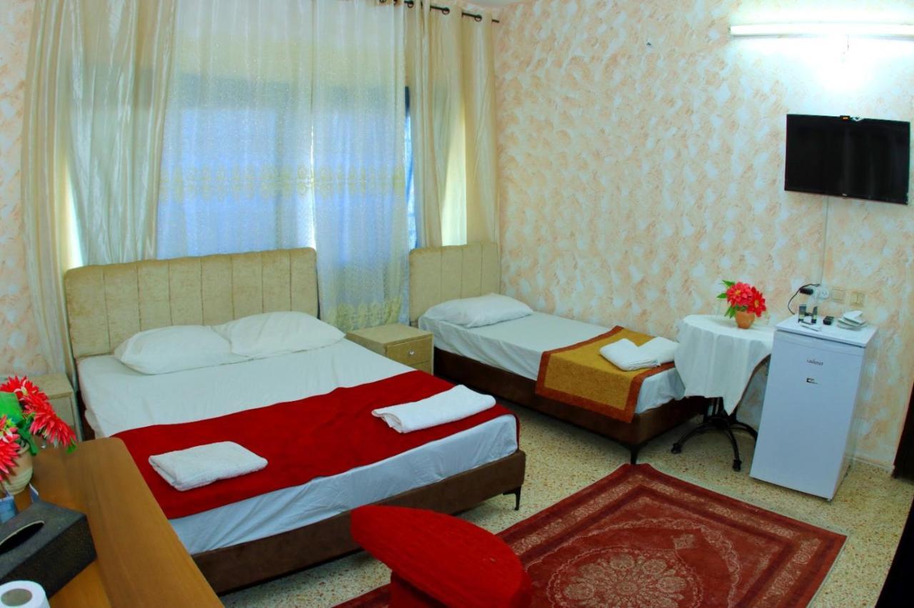 Magtas Hotel Jericho Buitenkant foto