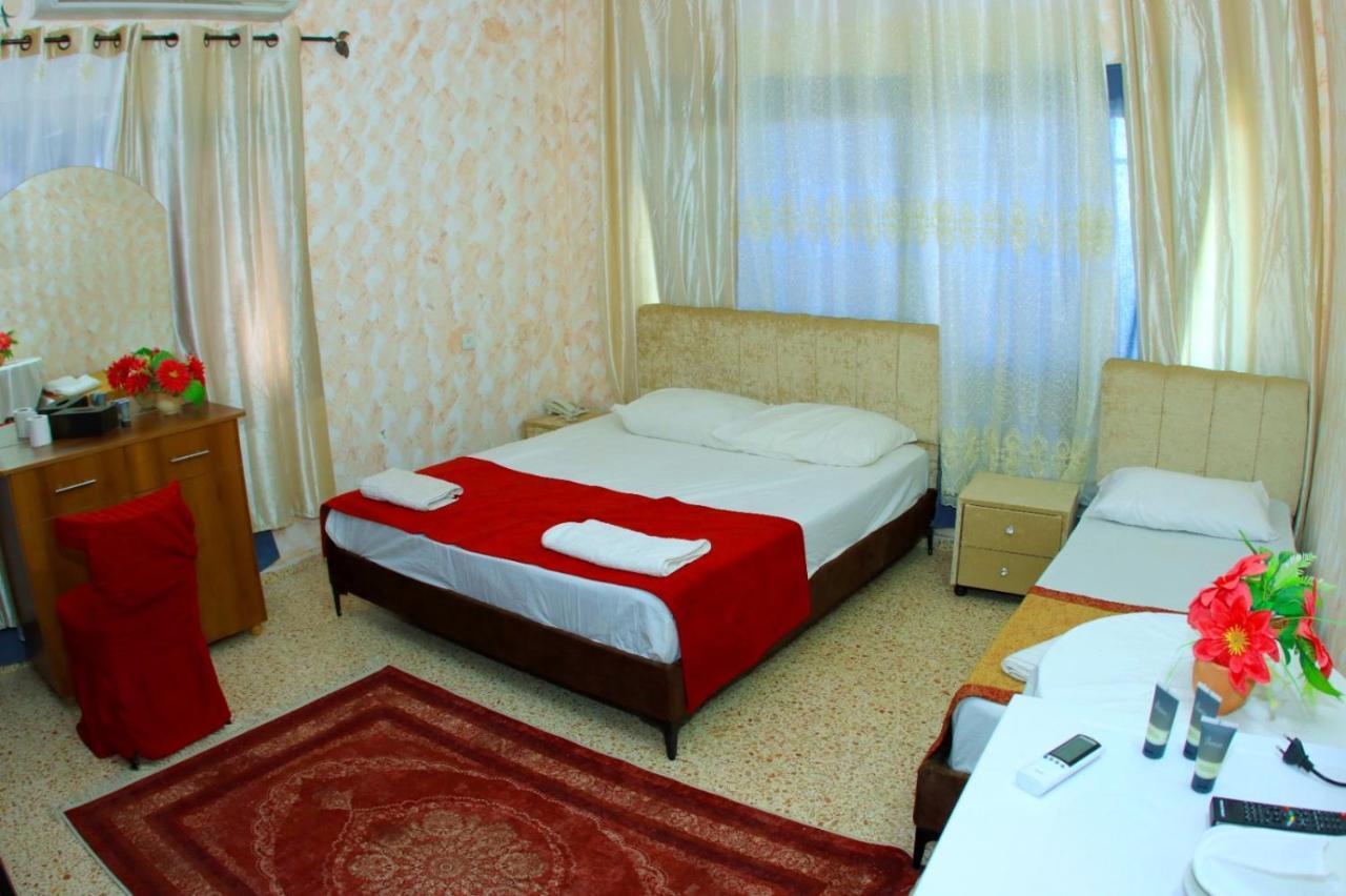 Magtas Hotel Jericho Buitenkant foto