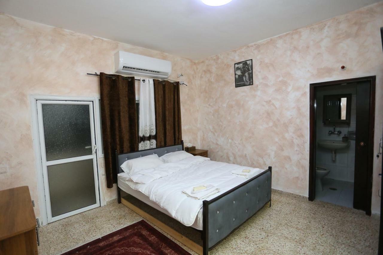Magtas Hotel Jericho Buitenkant foto